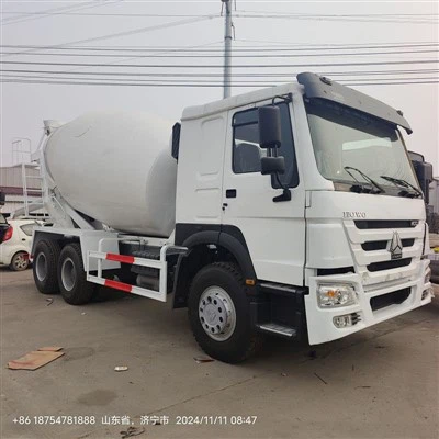 Qual é a vida útil média de um caminhão betoneira usado?